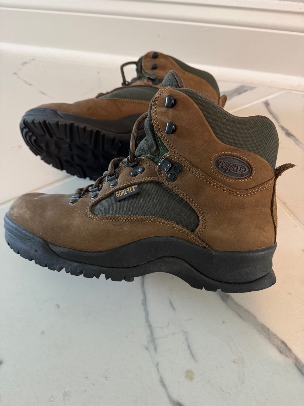 Vasque Brown and Olive Men's Gore-Tex Hiking Boots size 8.5